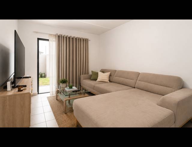 2 BEDROOM APARTMENT FOR SALE IN PARKLANDS NORTH
